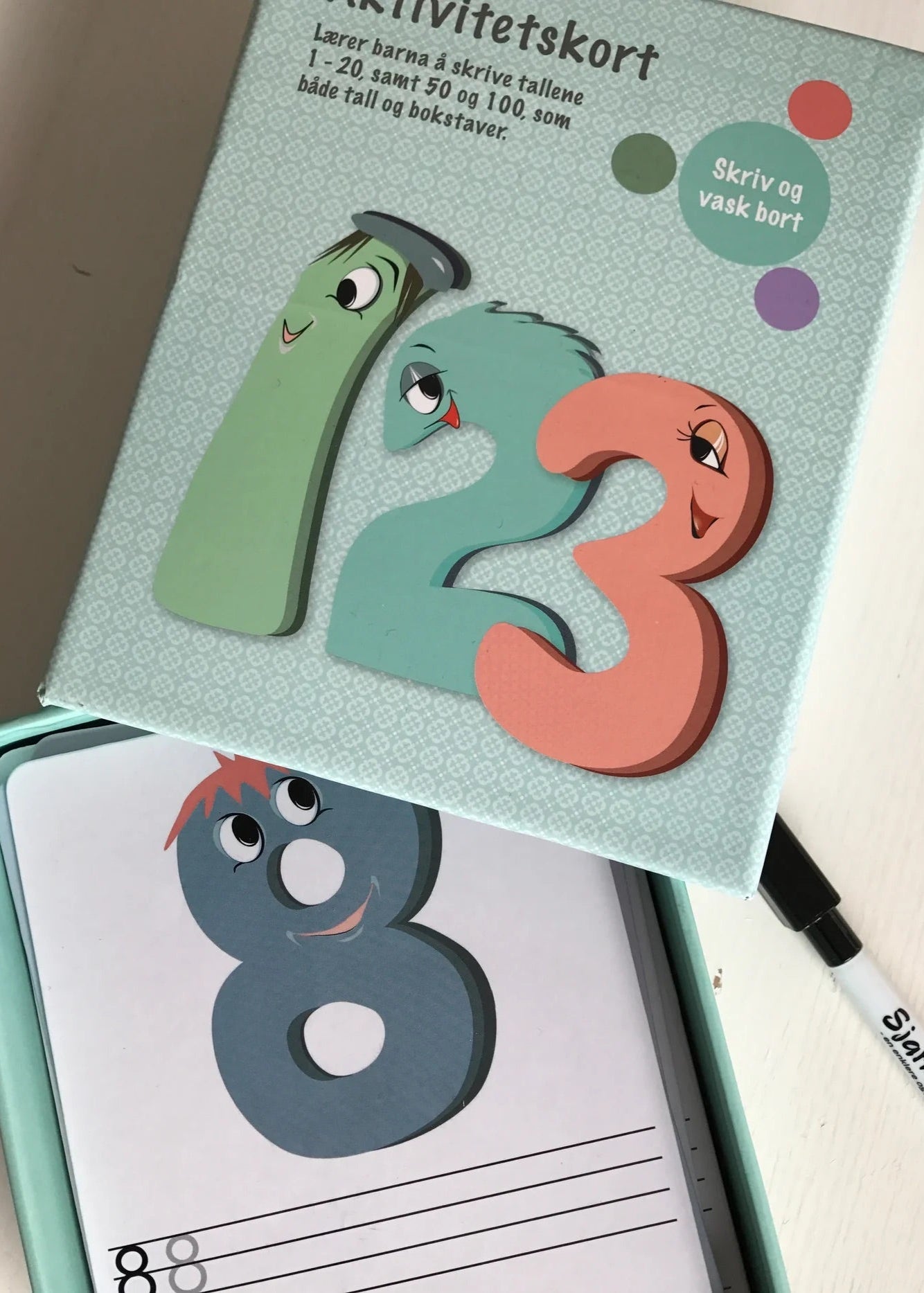 Barnas oppgavekort med tall