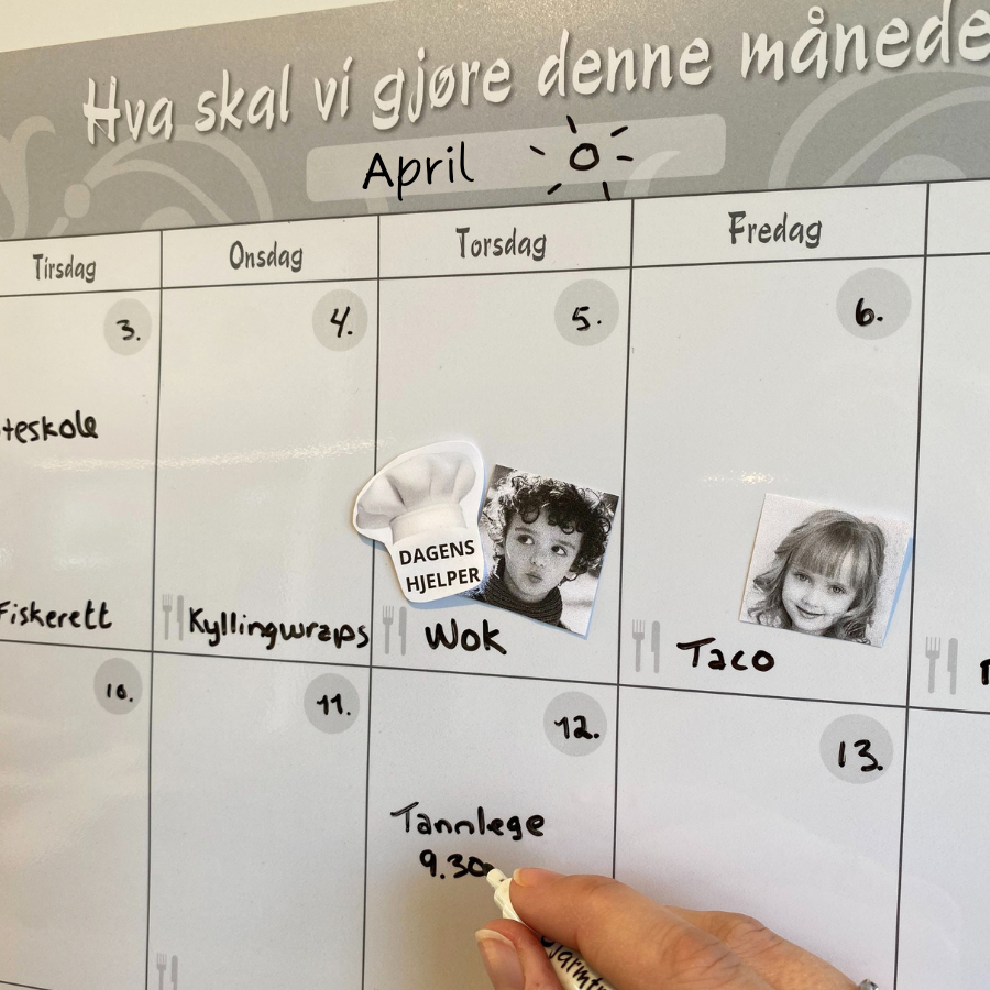 Månedsplan - Familieplanlegger til vegg og kjøleskap