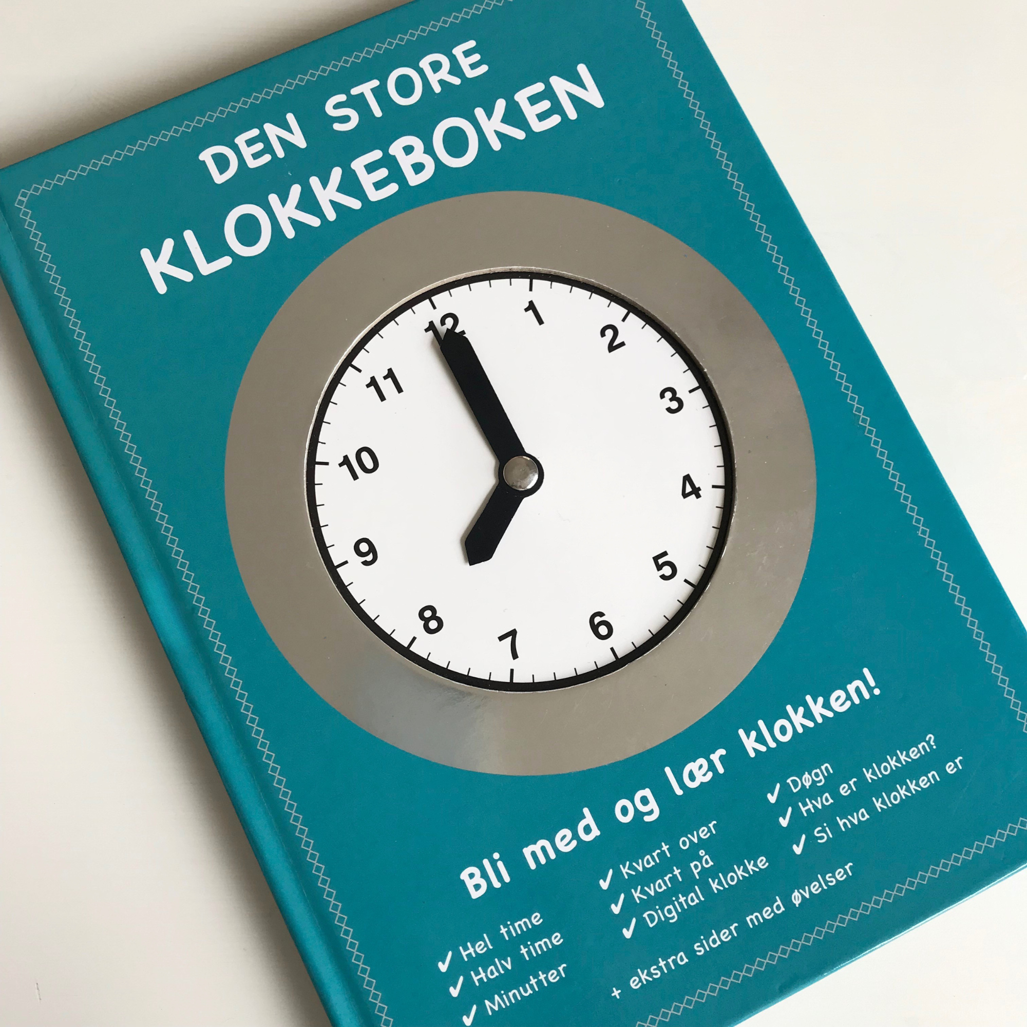 Klokkebok for barn - Lær digital og analog klokke